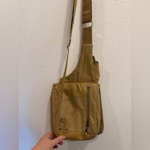 Buxton Tan Messenger Bag